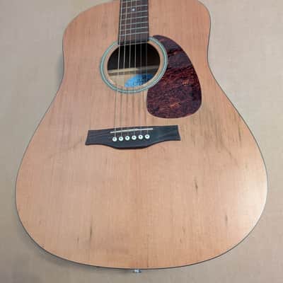 Godin Seagull S6 Original QI Electro Acoustic Dreadnaught Shape made in Canada image 2