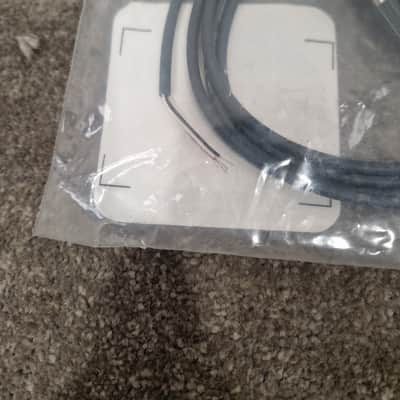 Kramer RS-232 D9(f) TO Bare Wires Cable 6FT - High-Quality Signal Transfer - Excellent w/ Original Packaging image 4