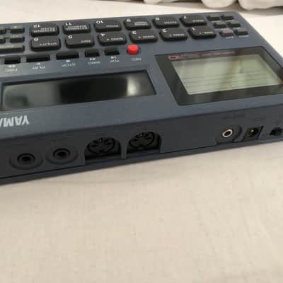 Yamaha SU10 Sampler 1996 - Dark Blue image 2