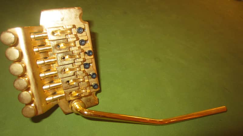 Floyd Rose Style Locking Tremolo Bridge 34mm Block- Gold image 1