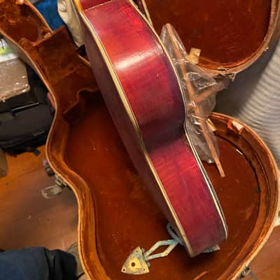 D'Angelico new yorker     basket case 1950's stained red image 16