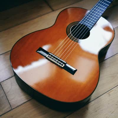 1970s Yamaha C-150 – Made in Japan | Vintage Amber Finish | Excellent Condition | Mature Classical Tone image 2