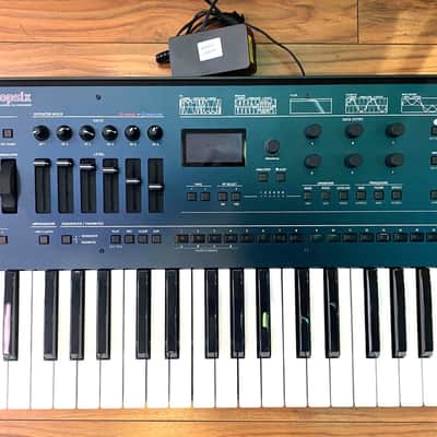 Korg Opsix 37-Key Altered FM Synthesizer 2020 - 2024 - Blue / Black