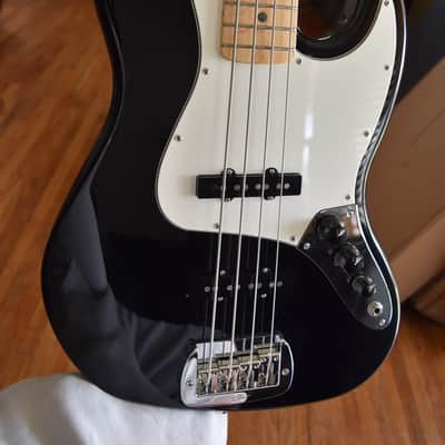 G&L JB bass, 2021, Gloss black, USA Fullerton Deluxe, HSC & paperwork image 3