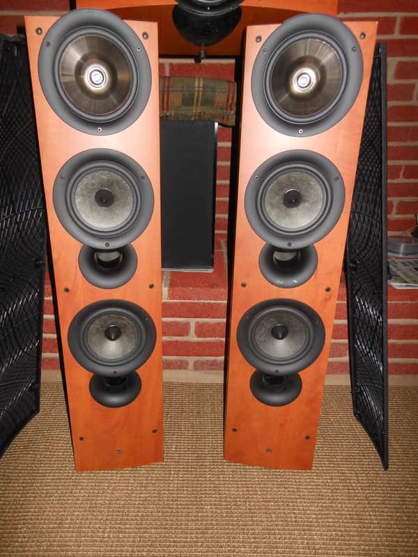 Cogent! KEF IQ9 Floorstanding Tower Speakers in Dark Apple/ Pair