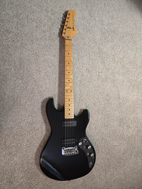 G&L F-100 1982 - Black image 1