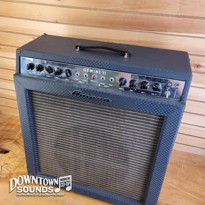 1967 Ampeg G-15 Gemini II 2-Channel 30-Watt 1x15" Guitar Combo image 2