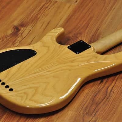 Carvin Bk4 Natural image 9