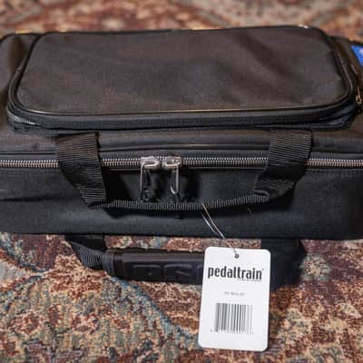 Pedaltrain Metro 16 Pedalboard with Soft Case image 4