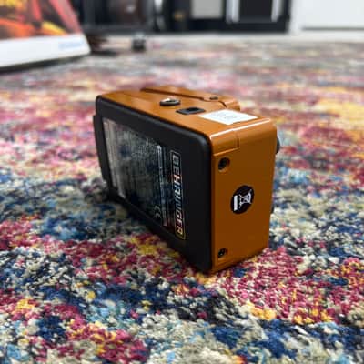 Behringer UT100 Ultra Tremolo Pedal image 4