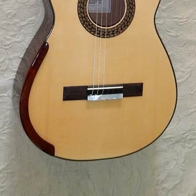Patrick Mailloux spruce double top/ elevated fretboard/arm rest/sound port image 2