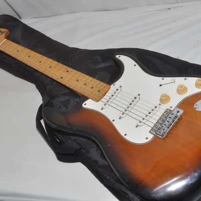 GRECO SE Stratocaster Large Head Fujigen Electric Guitar Ref. No 7101 image 1