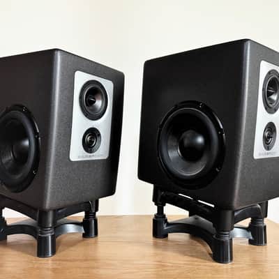 Barefoot Sound Footprint 01 Three-Way Active Studio Monitor - Pair 2017 - Present - Black image 2