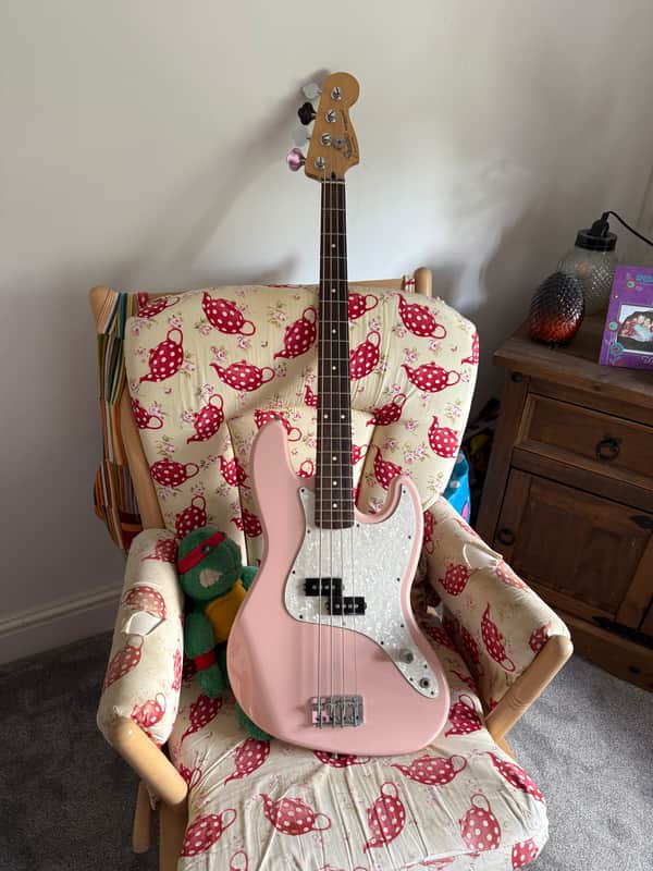 Fender Mark Hoppus Artist Series Signature Jazz Bass 2003 - Shell Pink