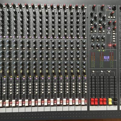 Soundcraft LX7 32 Mixer image 2