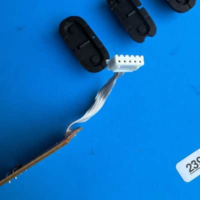 M-AUDIO O2 MIDI Controller Keyboard Part: Pitch Bend Modulation Board w/Pads image 3