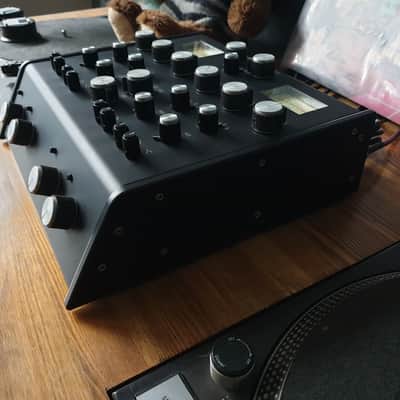 Isonoe ISO420 - Rotary DJ Mixer image 3