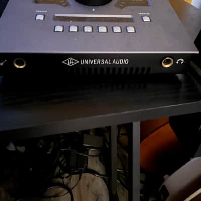 Universal Audio Apollo Twin X DUO Thunderbolt 3 Audio Interface 2019 - Present - Gray image 2