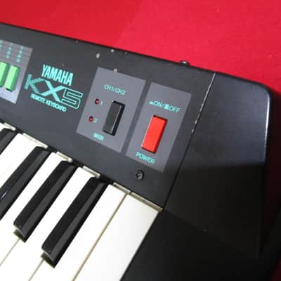 Yamaha KX5 BLACK Keytar MIDI Controller shoulder keyboard TESTED #24 image 6