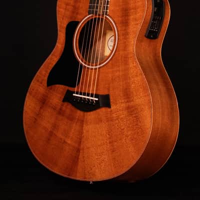 Taylor GS Mini-e Mahogany - Left Handed image 2