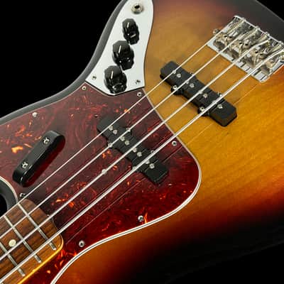 2007 Fender Jazz 4-String Bass American AVRI '62 Reissue ~ 3-Tone Sunburst image 5