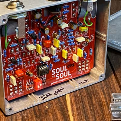 General Vintage Tone Soul to Soul Dual Legendary SRV Preamps pedal Fx By GVT Analog audio  Silver bl image 10