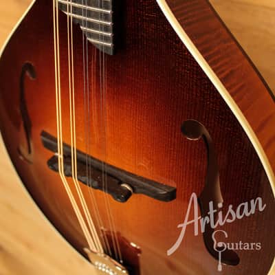 Collings MT Mandolin Gloss Torrefied Sitka Top w/ Ivoroid Bindings image 10
