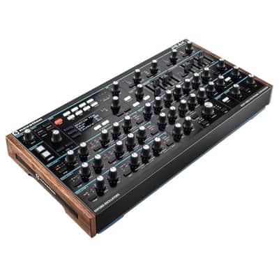 Novation Peak Eight-Voice Desktop Polyphonic Synthesizer image 3