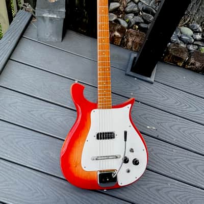 Rickenbacker 425 1967 - a very rare & stunning Fireglo 425 w/a cool factory Boyd Vibrato ! image 2