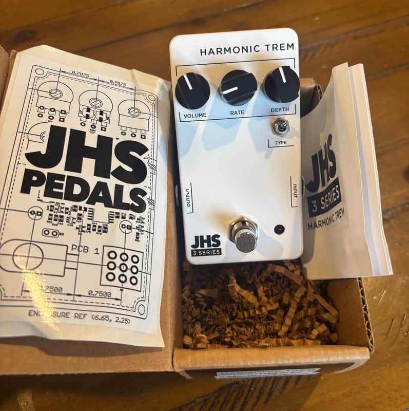 JHS 3 Series Harmonic Trem