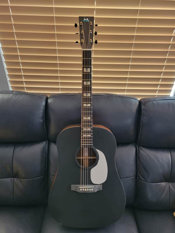 Mountain Guitar and Lutherie D-1C 2025 - Laquer, paint image 1