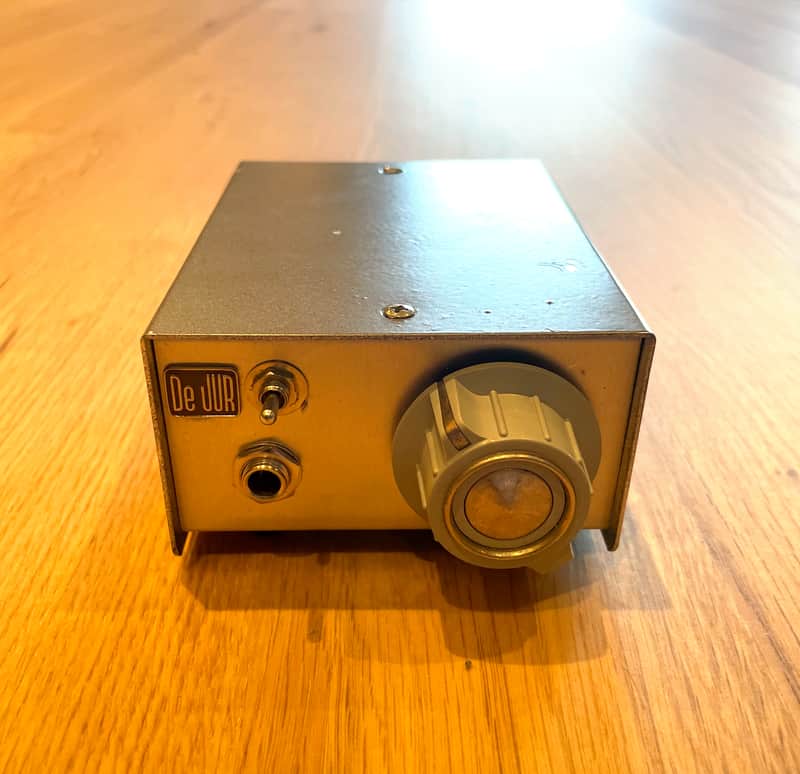 R2R Electric De Jur Treble Booster image 1