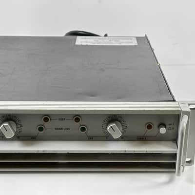Crown Macro-Tech 1202 Two-Channel Power Amplifier image 5