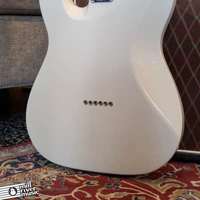Fender American Ultra II Telecaster – Includes Hardshell Case -Used Excellent image 4