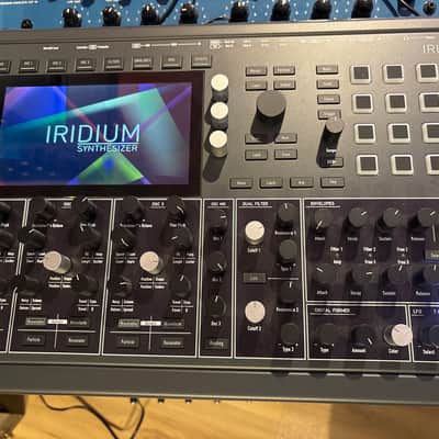 MINT Waldorf Iridium 16-voice Desktop Synthesizer with power supply. Hardly used! image 2