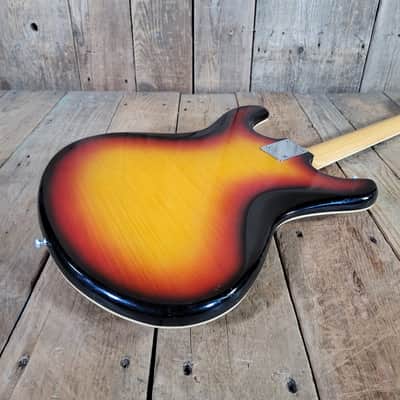 Silvertone Model 1445 1960s MIJ w/ original case - Sunburst image 17