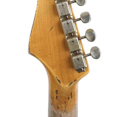 Fender Custom Shop '65 Stratocaster Super Heavy Relic Tahitian Coral Over Sunburst image 4