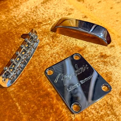 2007 Fender Thin Skin '62 Jazzmaster Sonic Blue Special Limited AVRI image 13