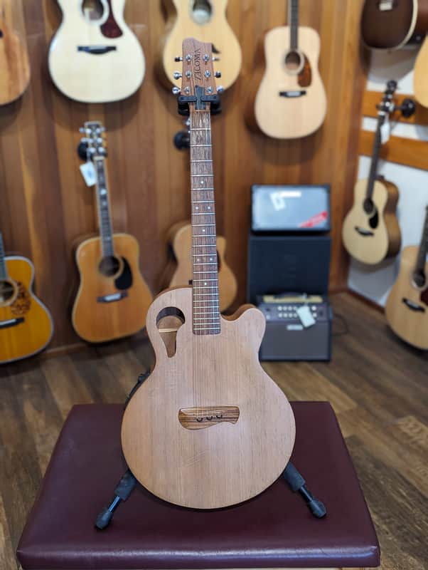 Tacoma Chief Acoustic/Electric Guitar (1998) | Reverb