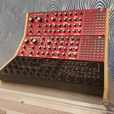Behringer Triple Oak Veneered Stand for Model D, Pro1, K2, Cat And Neutron Etc