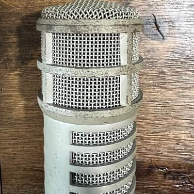 Electro-Voice RE20 Cardioid Dynamic Microphone 1968 - Present - Gray image 9