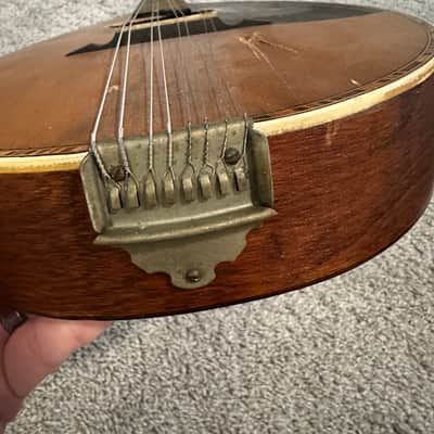 Buegeleisen & Jacobson (B&J) Victoria mandolin 1880 to 1925 image 3