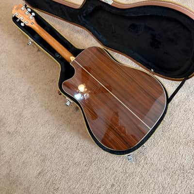 Washburn WD250SWCE Dreadnought Cutaway with Electronics 2010s - Natural image 6