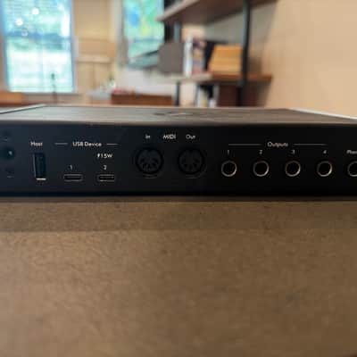 iConnectivity iConnectAUDIO4+ USB Audio Interface 2010s - Silver image 2