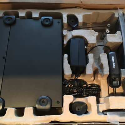 Samson Wireless Guitar System image 2