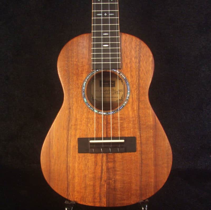 Handcrafted Concert Ukulele, Solid Hawaiian Koa, MOP Inlay, Soft-bag, Bruce Wei UG15-2934 image 1