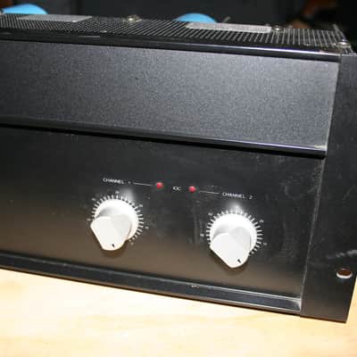 Amcron Crown DC-300A series II power amp for passive spakers studio monitor image 2