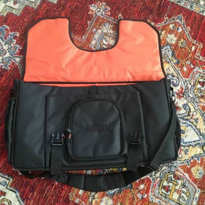 Gator GCLUBCONTROL28 G-CLUB 28" DJ Controller Messenger Bag 2020s - Black image 3