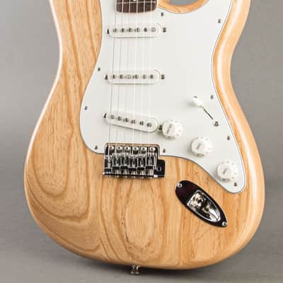 Fender Japan Heritage 70's Stratocaster - High End - Upgrades - 2023 image 8