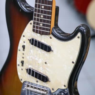 FENDER Mustang 1973 Sunburst Preloved image 9